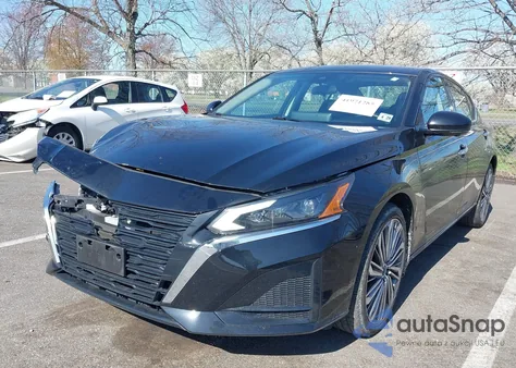 2024 Nissan Altima Sl Intelligent Awd z USA, uszkodzony, nr VIN 1N4BL4EW4RN334705